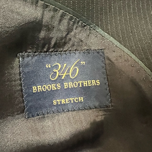 Brooks Brothers 44S 2 button micro pin stripe two piece suit - Picture 2 of 7